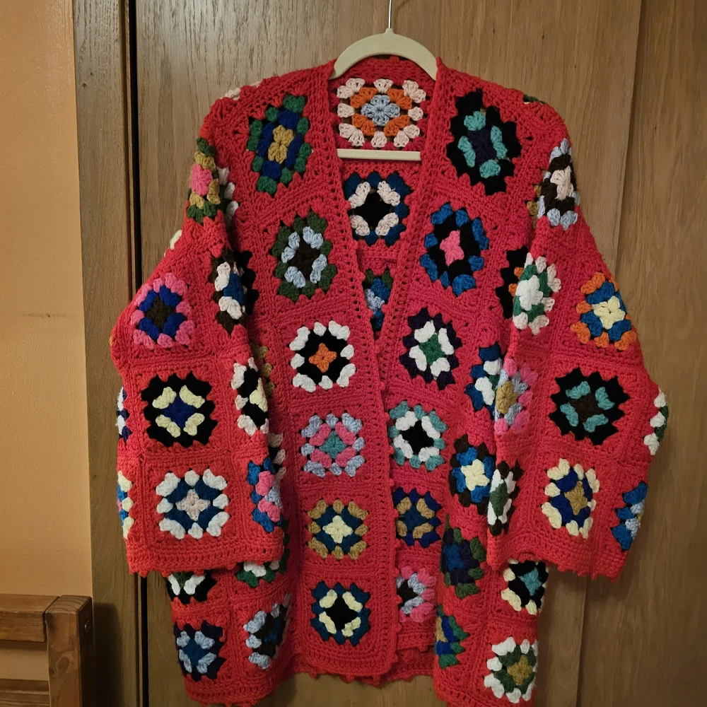 Handmade Crochet Cardigan Sweater XL Granny Square Vintage Red Multicolor - Picture 9 of 13
